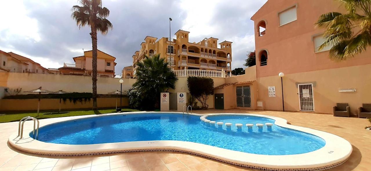 Cozy & Bright Apartment, Villamartin, Orihuela Costa Екстер'єр фото